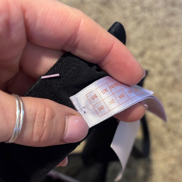 Savage X Fenty Black Underwire Bra - Picture 4 of 4